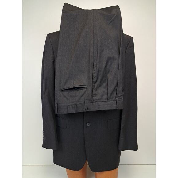 Jos A Bank Signature Collection Gray Wool 2 Piece Suit 41L Pleated Pants 34x30 - Picture 3 of 12